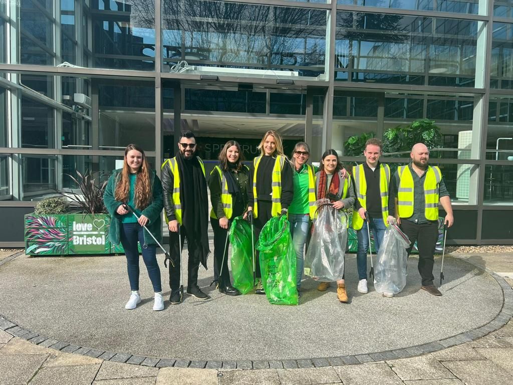 Flood Expo litter pick for Global Recycling Day 2022